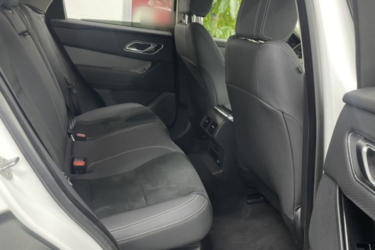 Used Land Rover Range Velar 2019 250 PS Interior 7