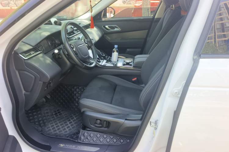 Used Land Rover Range Velar 2019 250 PS Left Front Seat