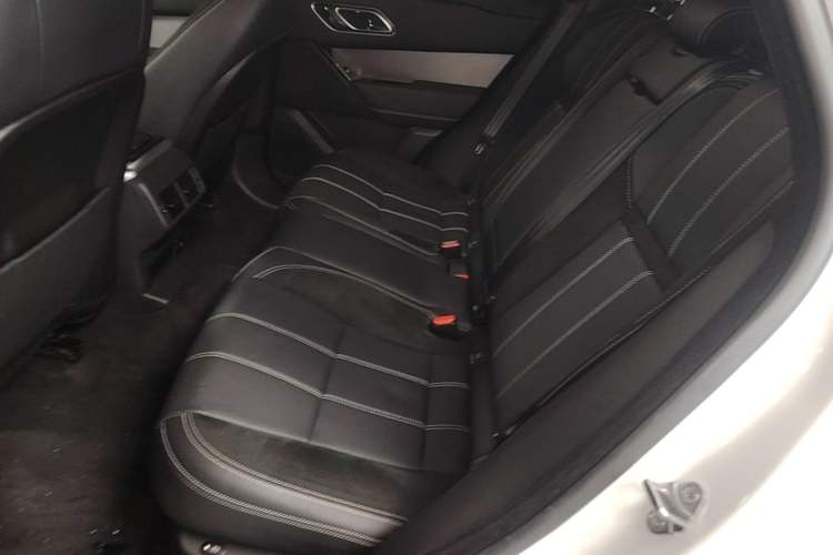 Used Land Rover Range Velar 2019 250 PS R-DYNAMIC S Left Rear Seat