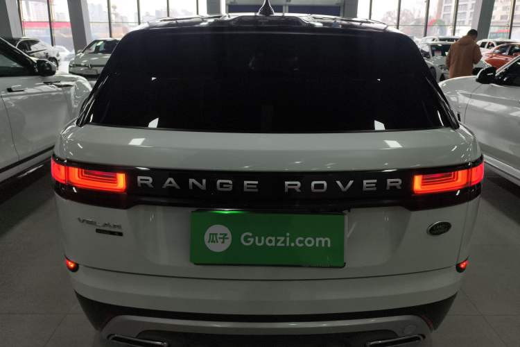 Used Land Rover Range Velar 2019 250 PS Rear