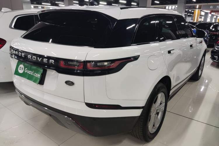 Used Land Rover Range Velar 2019 250 PS Rear Right 45 Deg