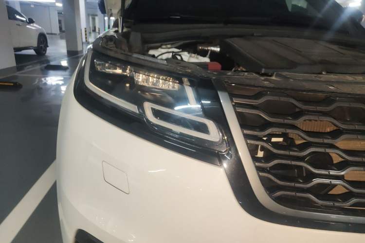Used Land Rover Range Velar 2019 250 PS R-DYNAMIC S Right Front Headlight