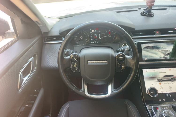 Used Land Rover Range Velar 2019 250 PS Steering Wheel