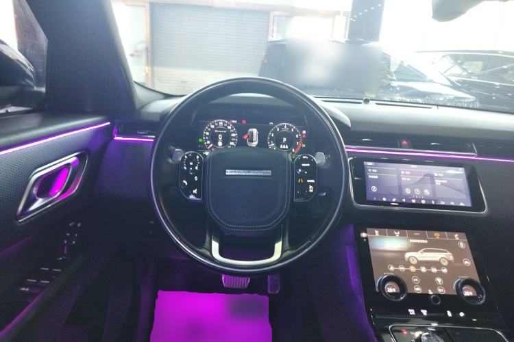 Used Land Rover Range Velar 2019 250 PS R-DYNAMIC S Steering Wheel