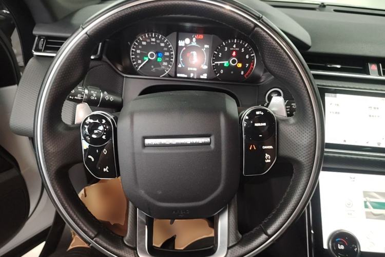 Used Land Rover Range Velar 2019 250 PS R-DYNAMIC S Steering Wheel