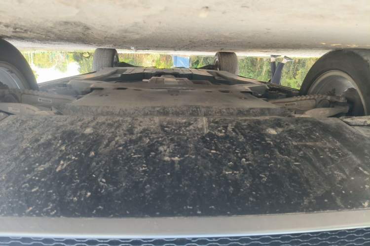 Used Land Rover Range Velar 2020 P250 R-DYNAMIC S Chassis Front