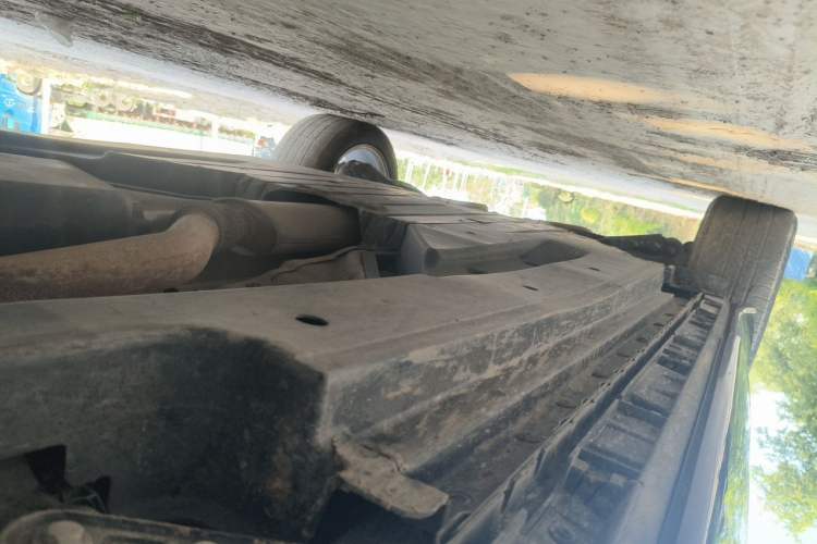 Used Land Rover Range Velar 2020 P250 R-DYNAMIC S Chassis Front Right