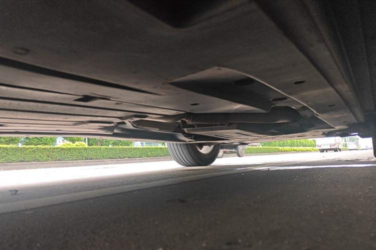 Used Land Rover Range Velar 2020 P250 Chassis Rear Right