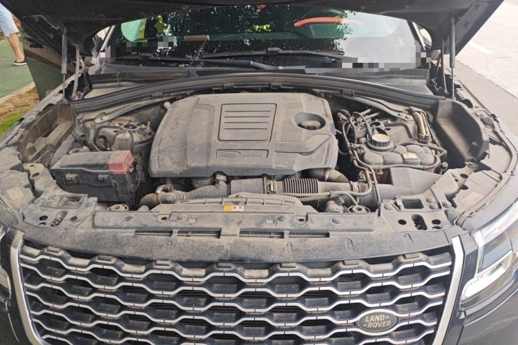 Used Land Rover Range Velar 2020 P250 Engine Bay