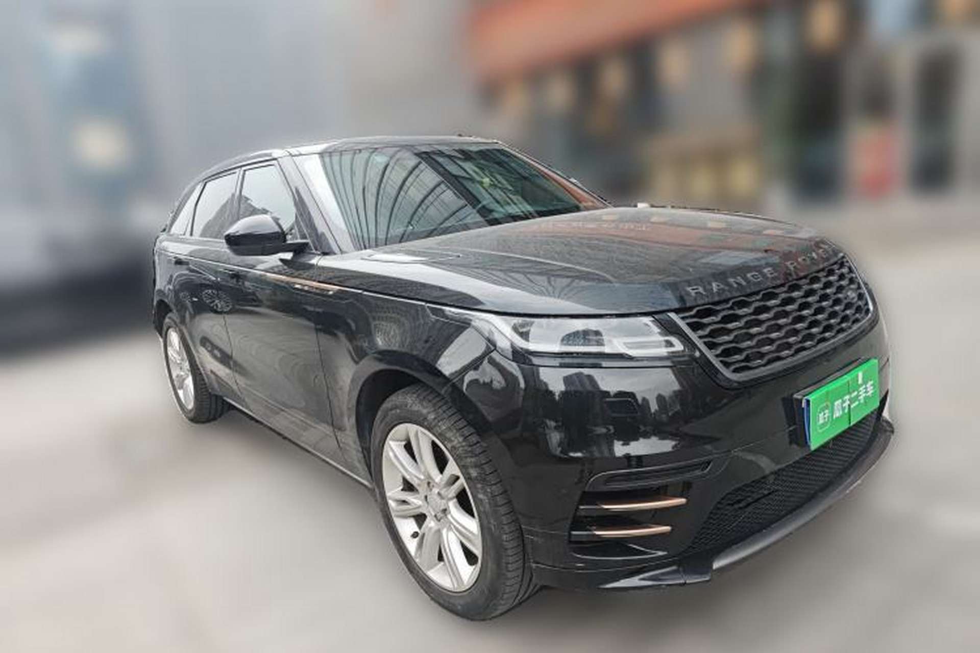 Used Land Rover Range Velar 2020 P250 R-DYNAMIC S Front Right 45 Deg