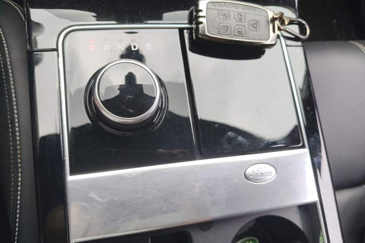 Used Land Rover Range Velar 2020 P340 R-DYNAMIC S Gear Lever