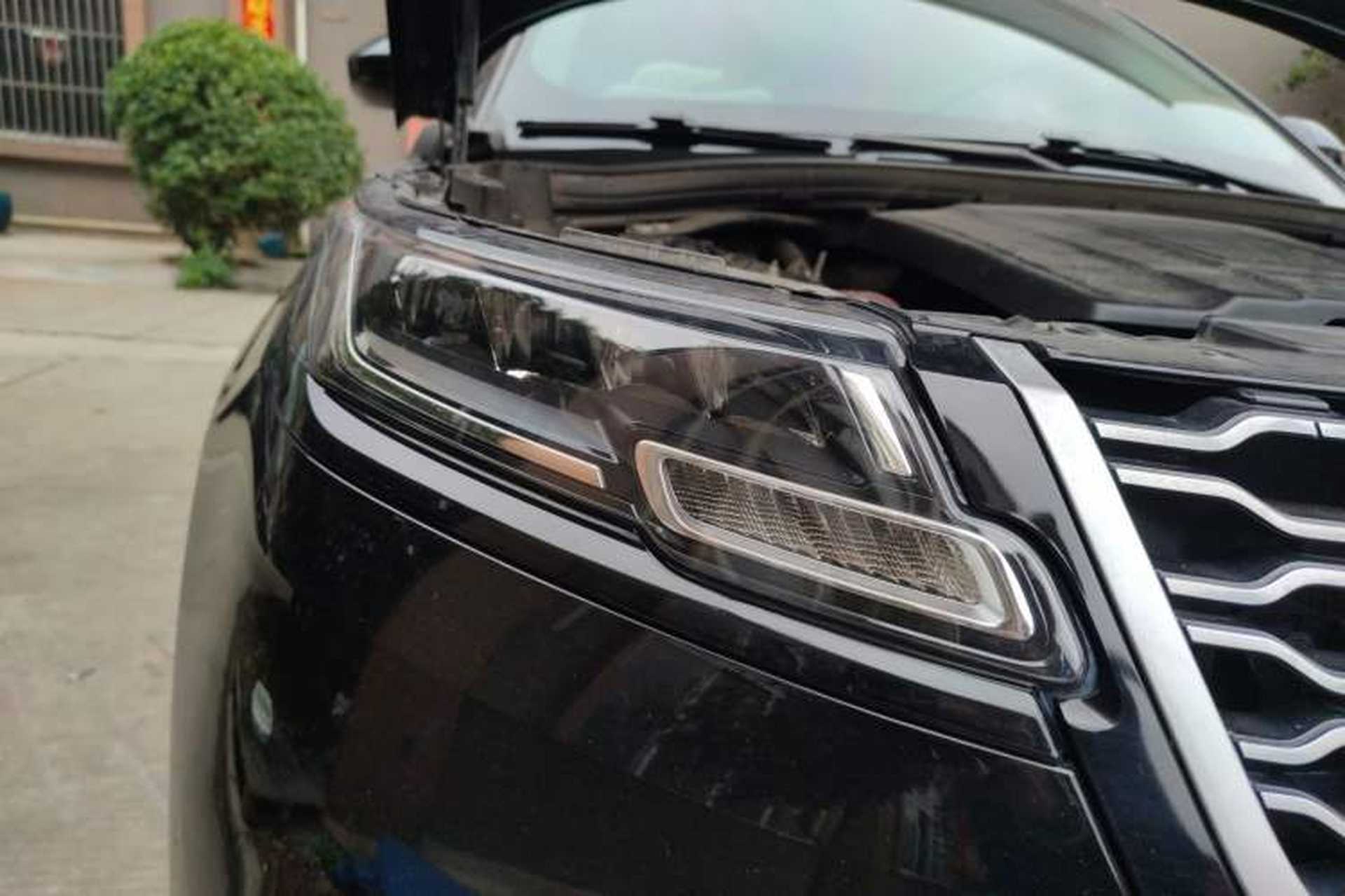 Used Land Rover Range Velar 2020 P250 Right Front Headlight
