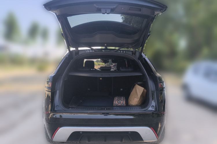 Used Land Rover Range Velar 2020 P250 R-DYNAMIC S Trunk