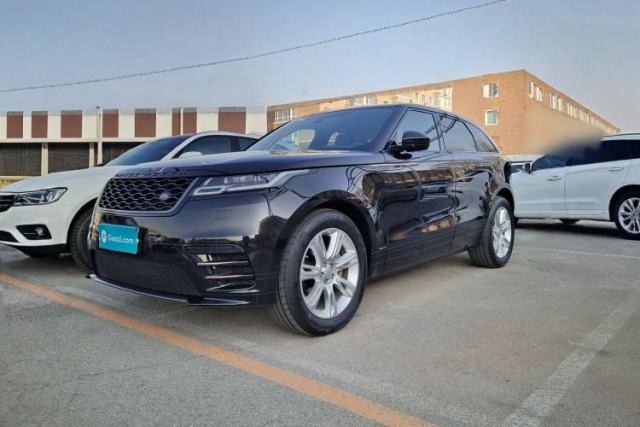 Ojetý Land Rover Range Velar 2020 P250 R-DYNAMIC S