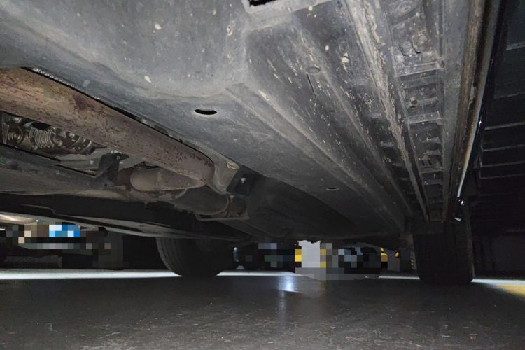 Used Land Rover Range Velar 2020 P340 R-DYNAMIC S Chassis Front Left