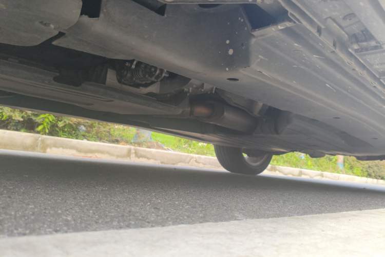 Used Land Rover Range Velar 2020 P250 R-DYNAMIC S Chassis Front Left