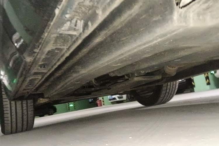 Used Land Rover Range Velar 2020 P250 R-DYNAMIC S Chassis Rear Left