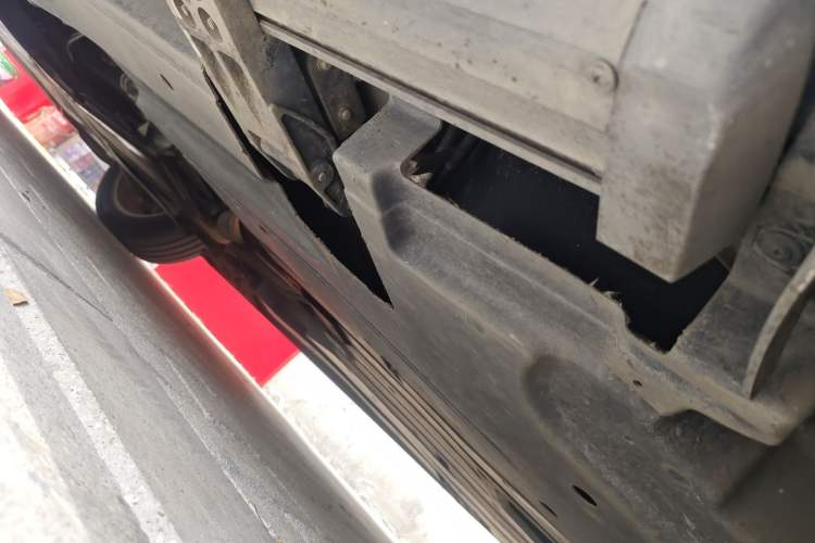 Used Land Rover Range Velar 2020 P250 R-DYNAMIC S Chassis Rear Left