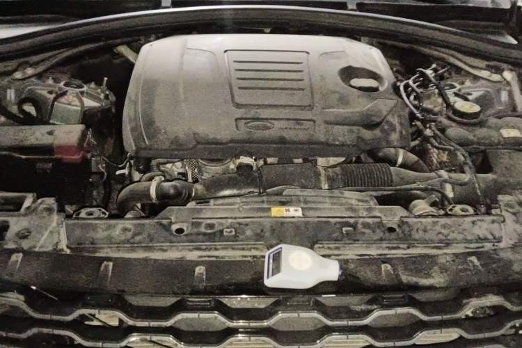 Used Land Rover Range Velar 2020 P250 R-DYNAMIC S Engine Bay