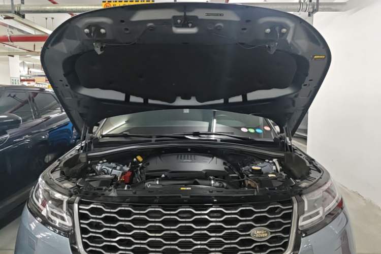 Used Land Rover Range Velar 2020 P380 R-DYNAMIC SE Engine Bay