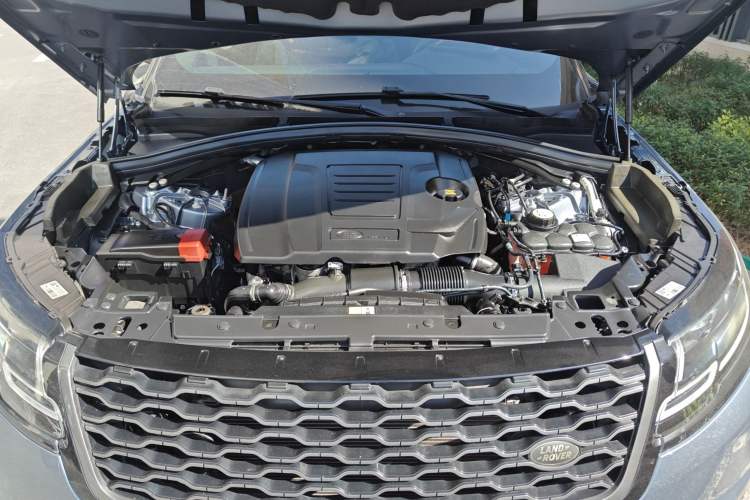 Used Land Rover Range Velar 2020 P250 R-DYNAMIC S Engine Bay