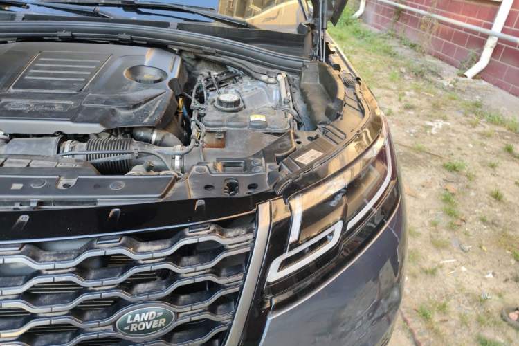 Used Land Rover Range Velar 2020 P250 R-DYNAMIC S Engine Bay Left