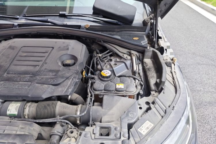 Used Land Rover Range Velar 2020 P250 R-DYNAMIC S Engine Bay Left