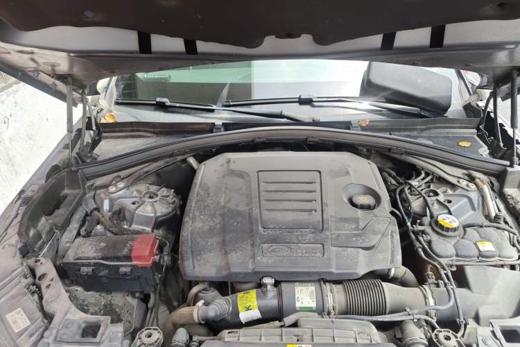Used Land Rover Range Velar 2020 P250 R-DYNAMIC S Engine Bay