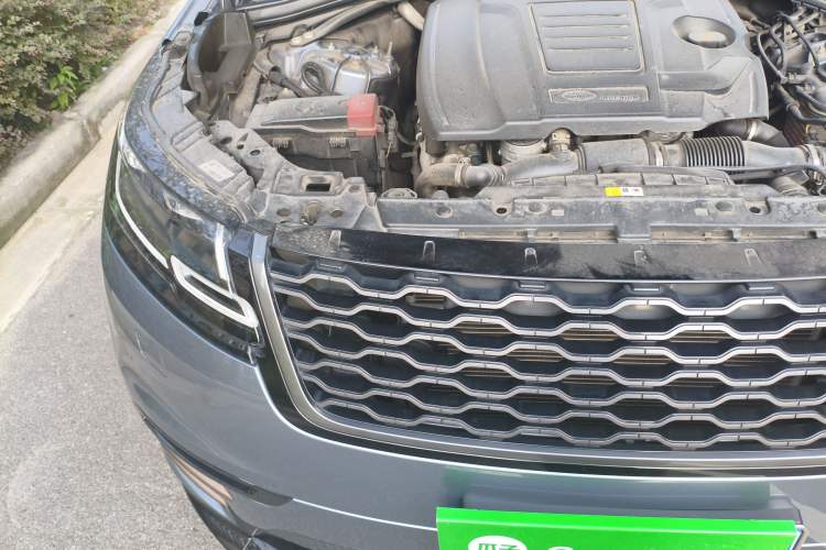 Used Land Rover Range Velar 2020 P250 R-DYNAMIC S Engine Bay Right
