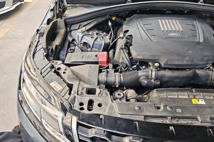Used Land Rover Range Velar 2020 P340 R-DYNAMIC S Engine Bay Right