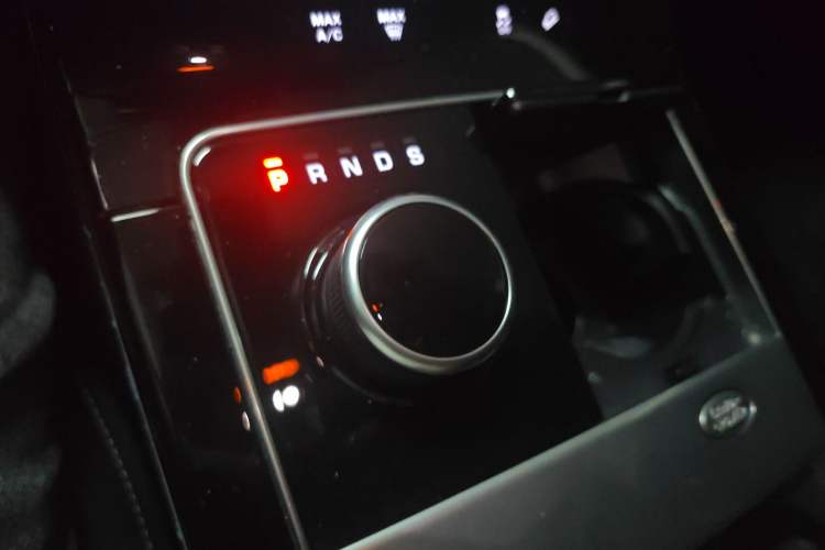 Used Land Rover Range Velar 2020 P250 Gear Lever