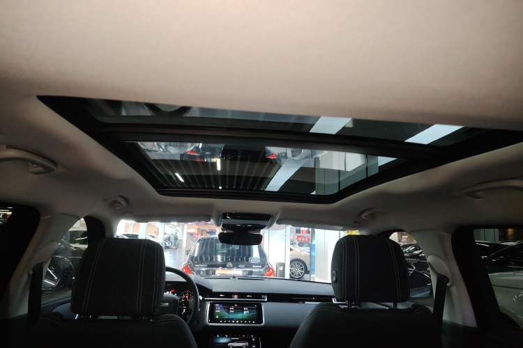 Used Land Rover Range Velar 2020 P250 Headliner