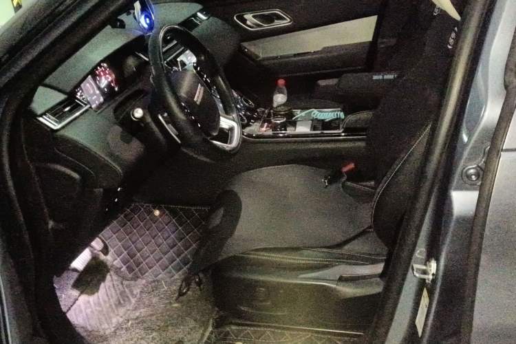 Used Land Rover Range Velar 2020 P250 R-DYNAMIC S Left Front Seat