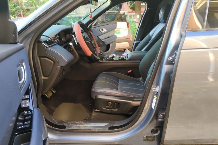 Used Land Rover Range Velar 2020 P250 R-DYNAMIC S Left Front Seat