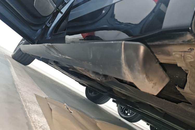 Used Land Rover Range Velar 2020 P380 R-DYNAMIC SE Left Side Sill