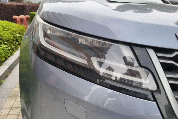Used Land Rover Range Velar 2020 P250 R-DYNAMIC S Right Front Headlight