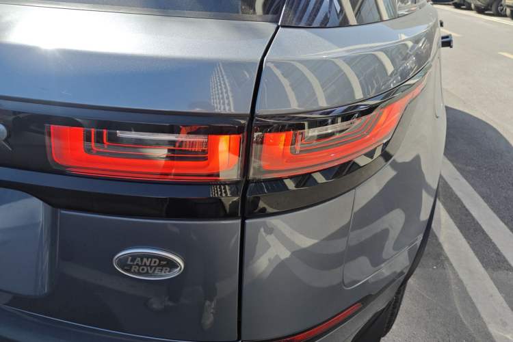 Used Land Rover Range Velar 2020 P250 R-DYNAMIC S Right Rear Taillight