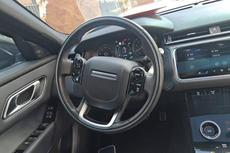 Used Land Rover Range Velar 2020 P250 R-DYNAMIC S Steering Wheel