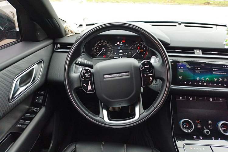 Used Land Rover Range Velar 2020 P250 R-DYNAMIC S Steering Wheel