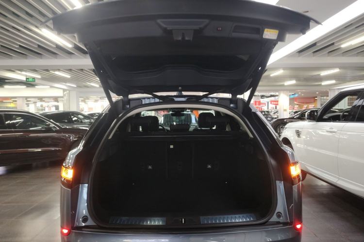 Used Land Rover Range Velar 2020 P250 Trunk