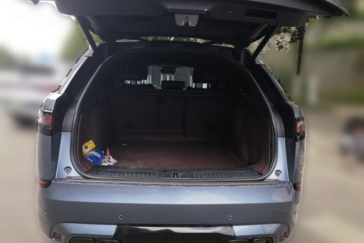 Used Land Rover Range Velar 2020 P250 R-DYNAMIC S Trunk