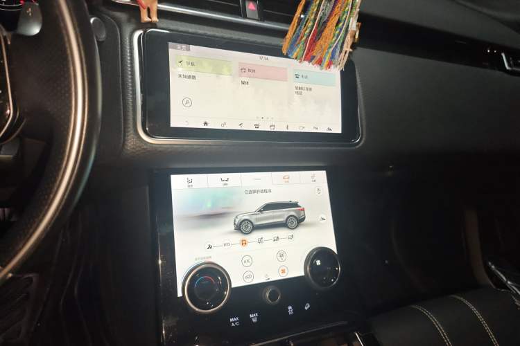 Used Land Rover Range Velar 2020 P340 R-DYNAMIC S Audio And AC Panel