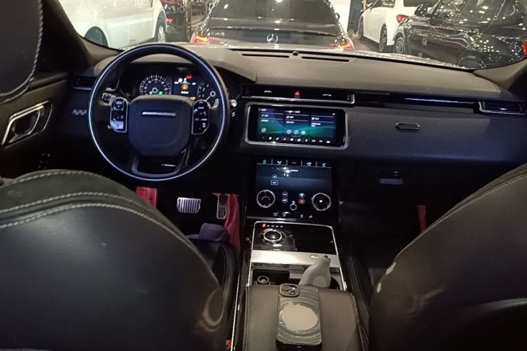 Used Land Rover Range Velar 2020 P250 R-DYNAMIC S Center Console