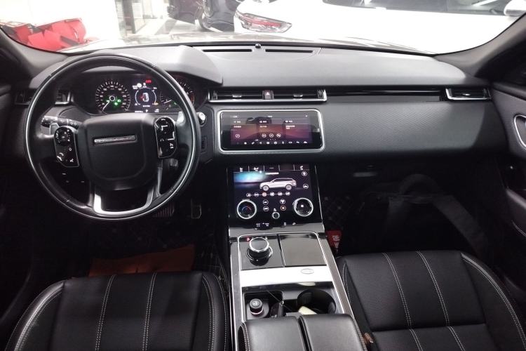 Used Land Rover Range Velar 2020 P250 R-DYNAMIC S Center Console