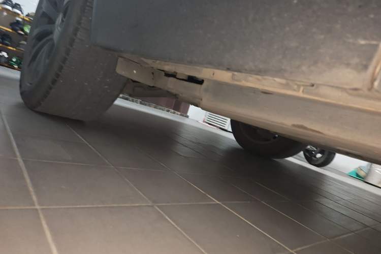 Used Land Rover Range Velar 2020 P340 R-DYNAMIC S Chassis Rear Right