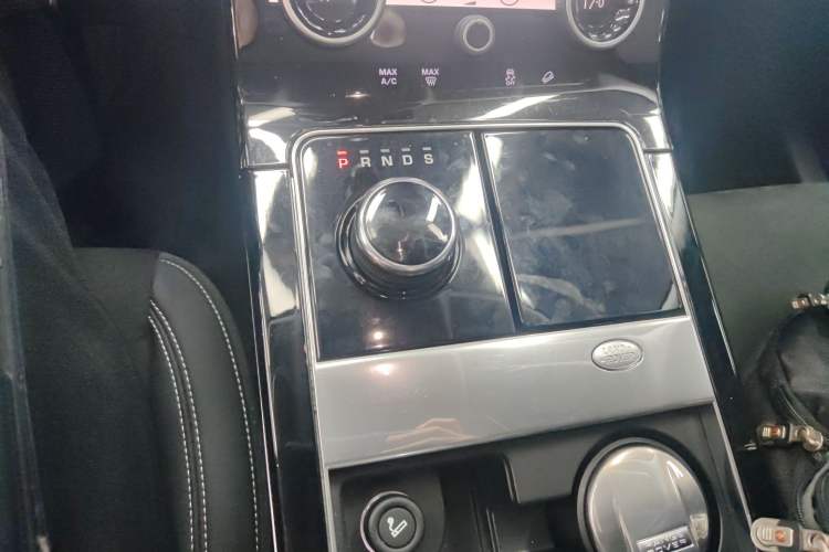 Used Land Rover Range Velar 2020 P250 Gear Lever