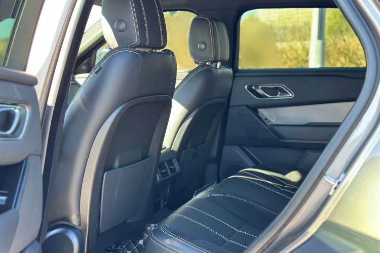 Used Land Rover Range Velar 2020 P250 R-DYNAMIC S Interior 3