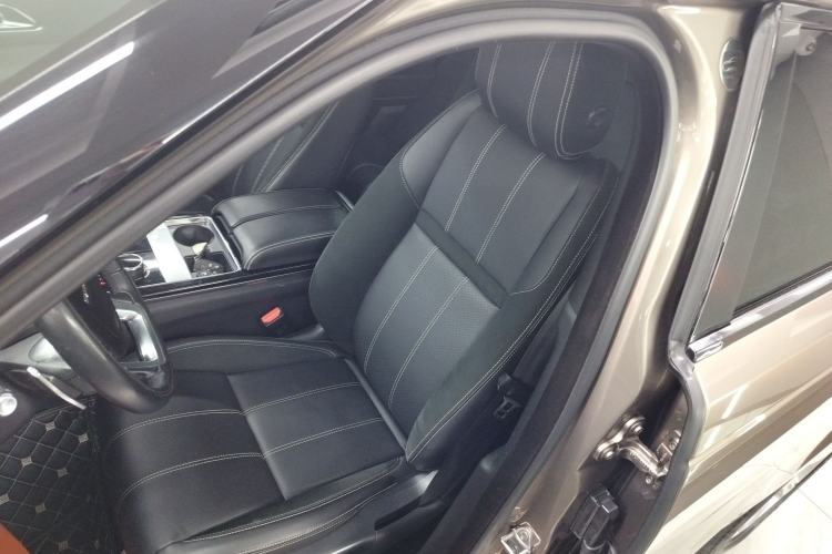 Used Land Rover Range Velar 2020 P250 R-DYNAMIC S Left Front Seat