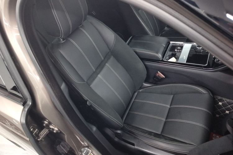 Used Land Rover Range Velar 2020 P250 R-DYNAMIC S Right Front Seat
