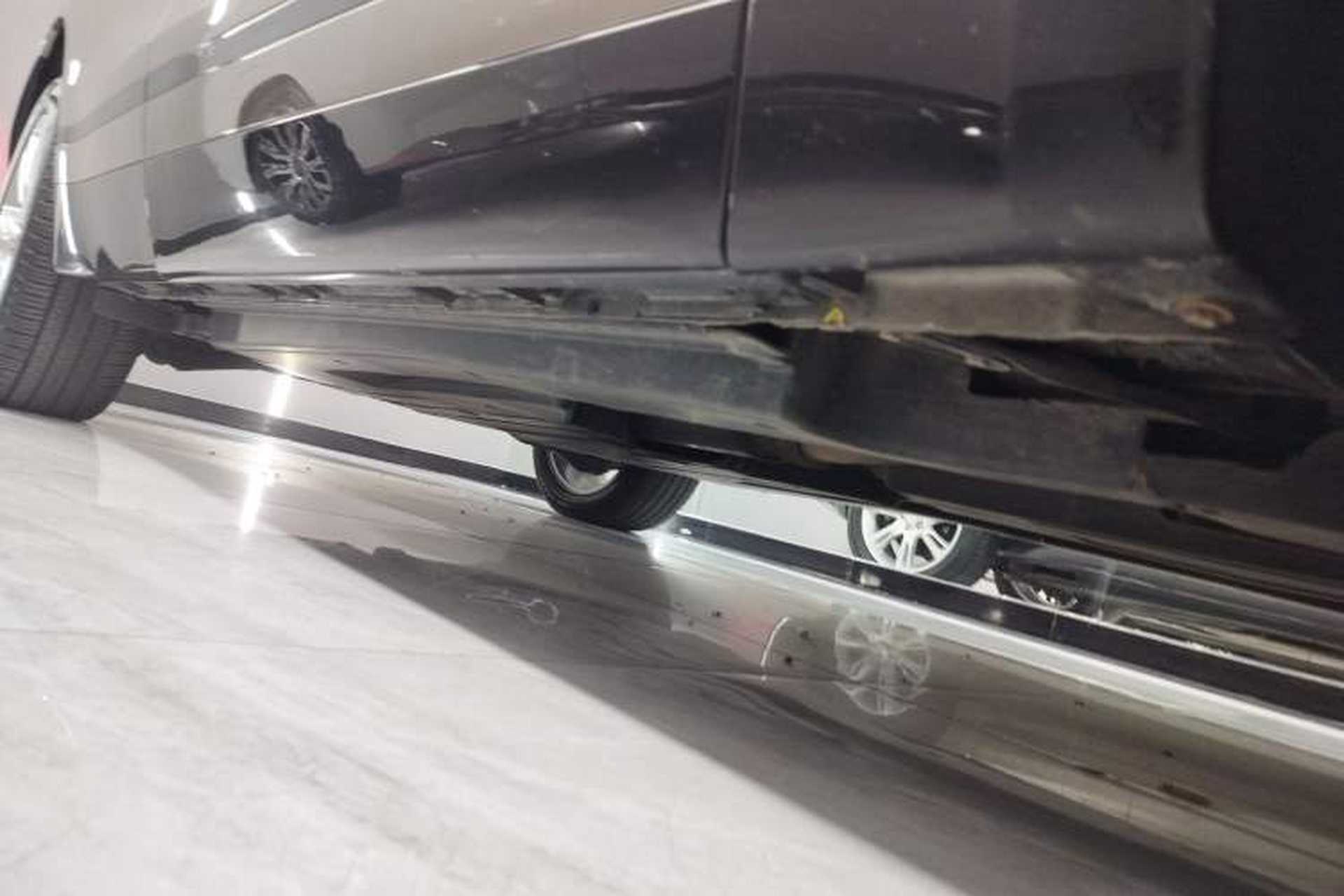 Used Land Rover Range Velar 2020 P250 R-DYNAMIC S Right Side Sill